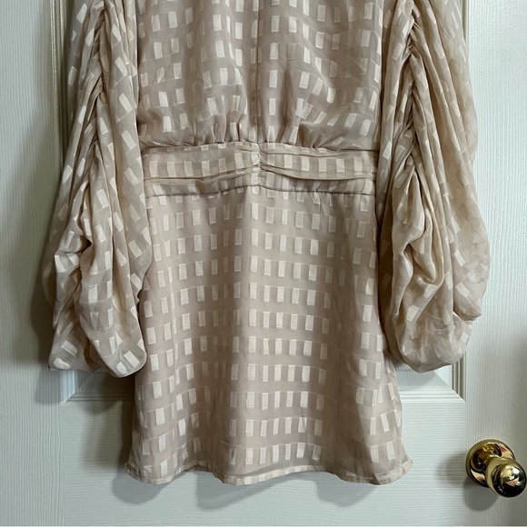 [NWT] REVOLVE House of Harlow Nika Dress in Champagne - Sz XS - Picture 6 of 16